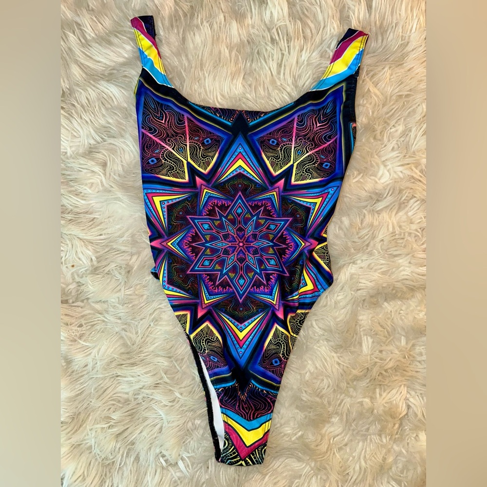 Liquid dreams psychedelic rave one piece- new